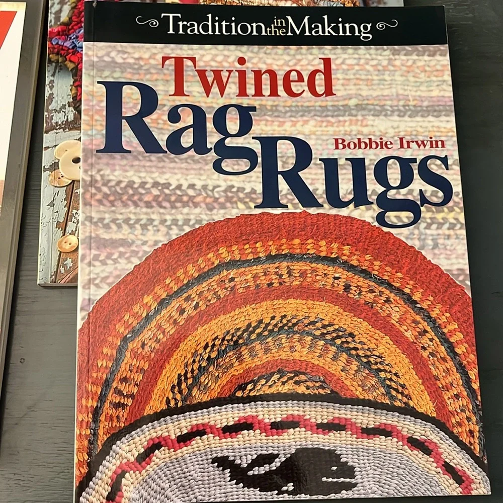 Hook Loop & Lock, Twined Rag Rugs, & No-Sew Fabric Decor Craft Book Set EUC